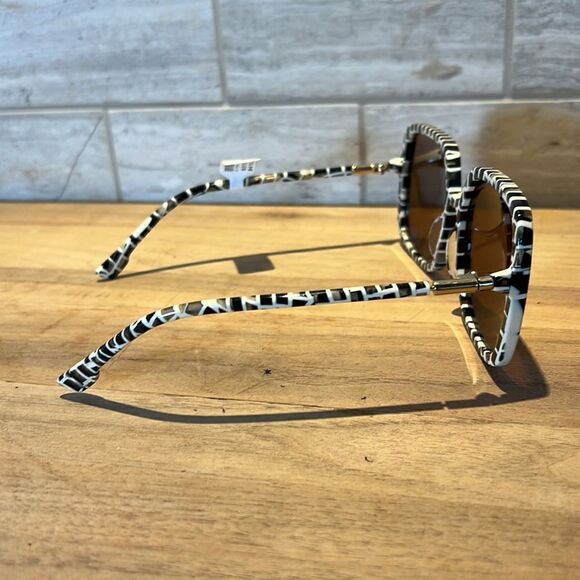 NWT Transparent Janis Polarized Sunglasses Black and White main image 7